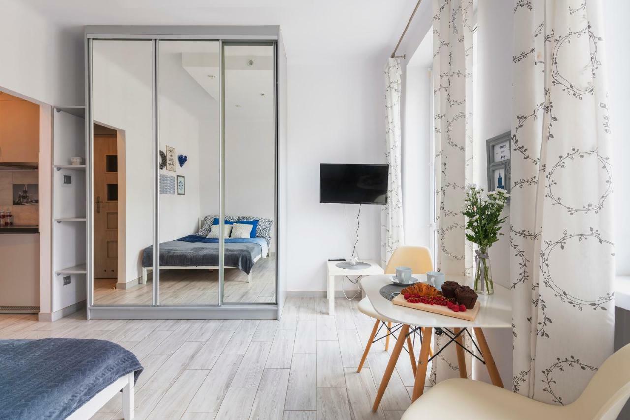 SleepWithUs Emilii Plater 12 Apartment Varşovia Exterior foto
