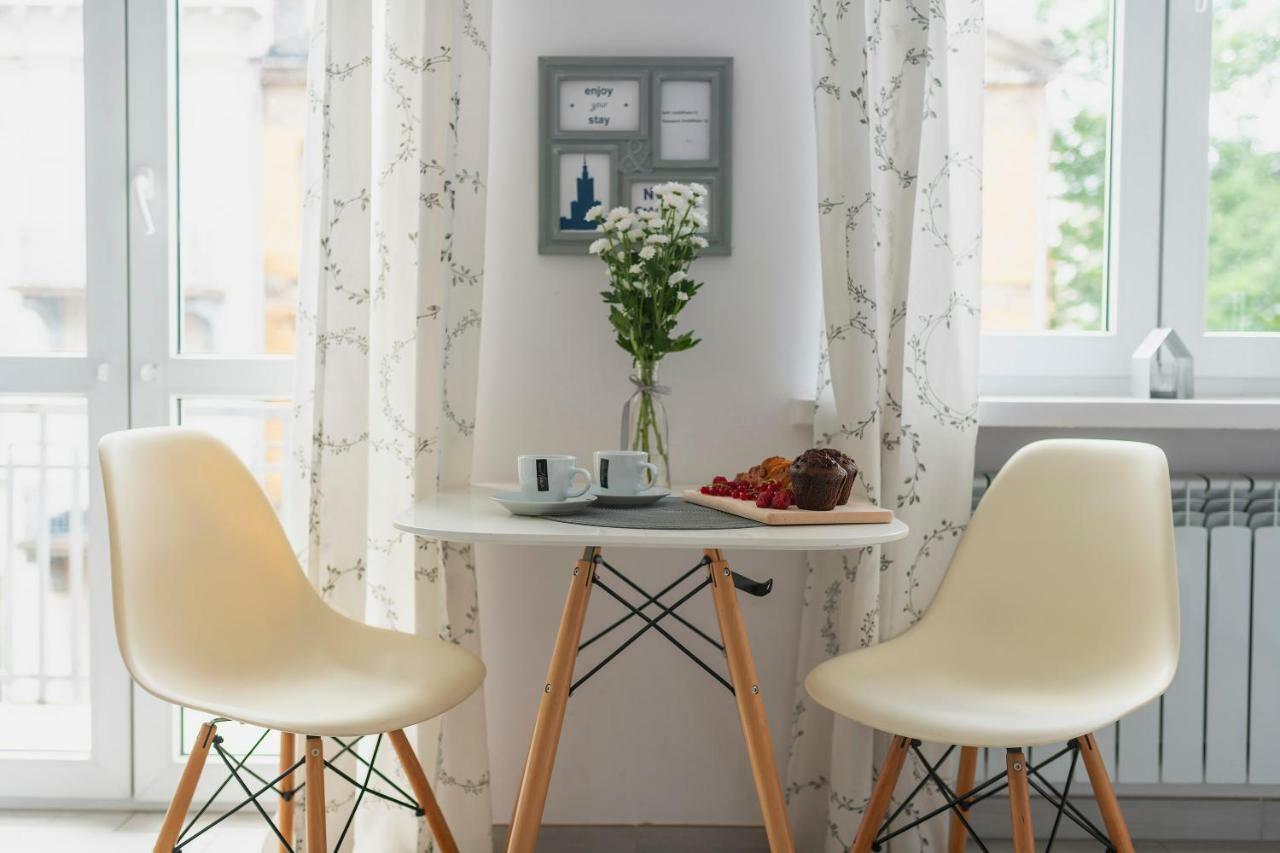 SleepWithUs Emilii Plater 12 Apartment Varşovia Exterior foto